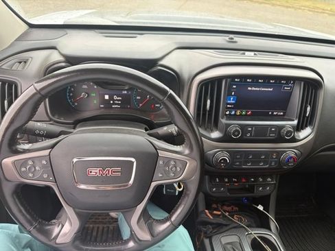 Used 2021 GMC Canyon AT4 w/ Driver Alert Package AWD/4WD image 8