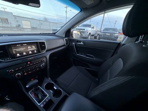 Used 2020 Kia Sportage LX image 43