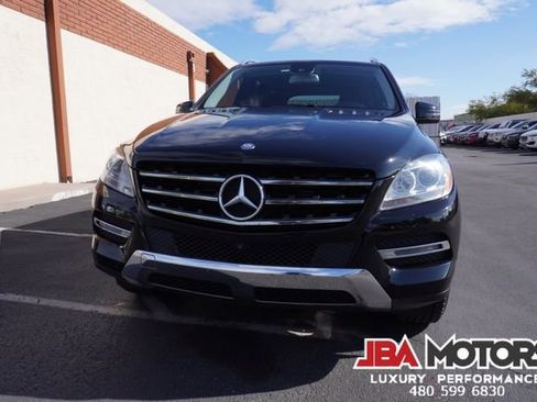 Used 2014 Mercedes-Benz ML 350 ML Class 350 SUV Rear DVD image 18