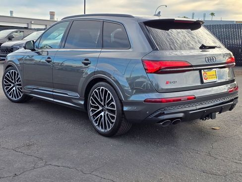 New 2026 Audi SQ7 Premium Plus image 3