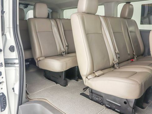 Used 2016 Nissan NV 3500 SL image 14