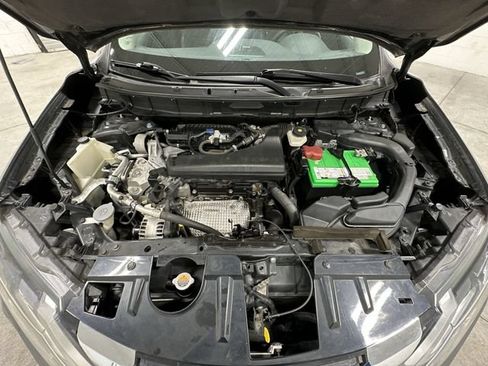 Used 2018 Nissan Rogue SL FWD image 19