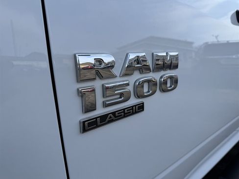 Used 2022 RAM 1500 Classic SLT w/ Electronics Group image 33