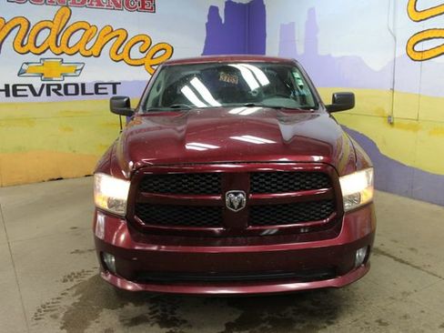 Used 2016 RAM 1500 Express AWD/4WD image 3