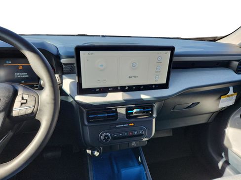 New 2026 Ford Maverick XLT image 15