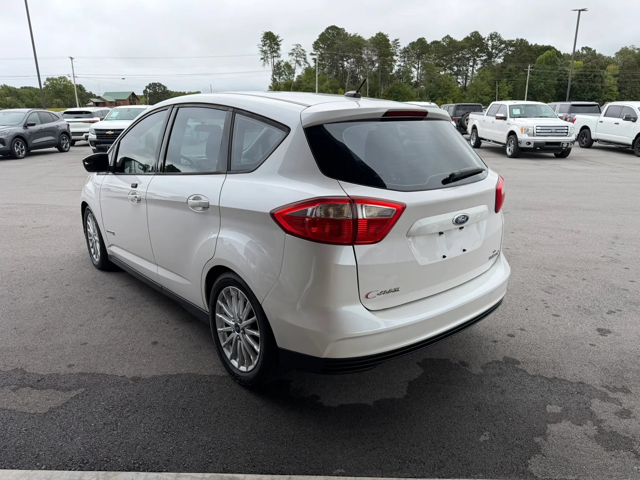 Used 2013 Ford C-MAX SE FWD image 3