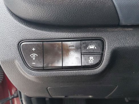 Used 2022 Kia Seltos S AWD/4WD image 25