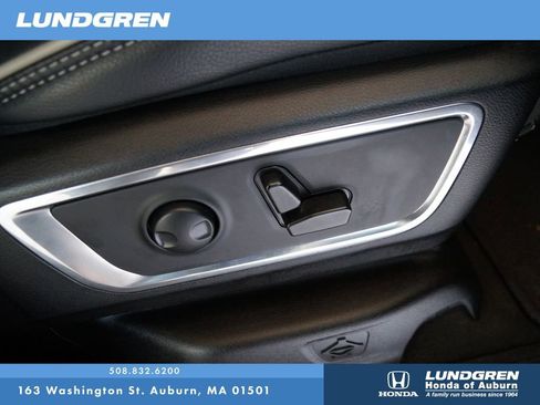 Used 2024 RAM 1500 Laramie image 32