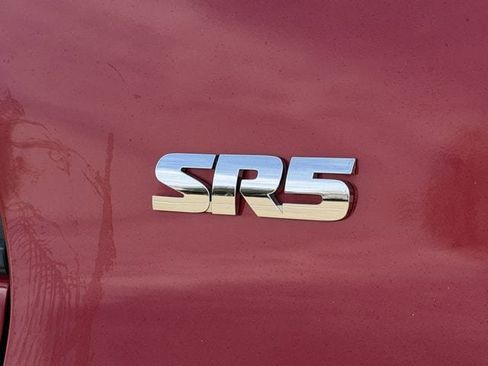 Certified 2022 Toyota 4Runner SR5 Premium w/ Moonroof Package image 9