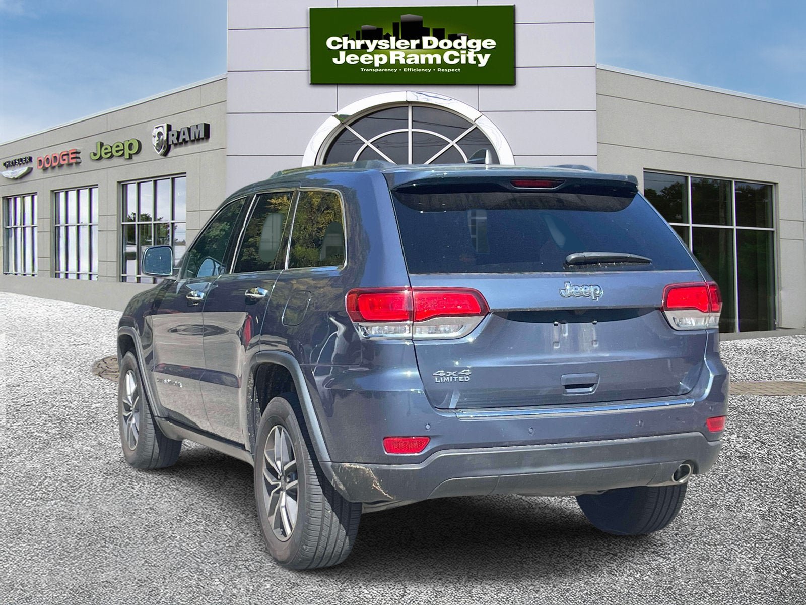 Used 2021 Jeep Grand Cherokee Limited AWD/4WD image 8