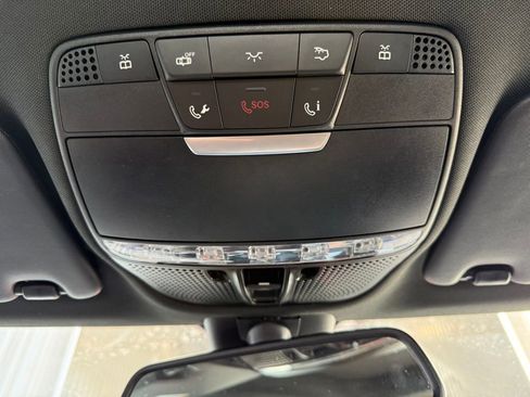 Used 2018 Mercedes-Benz C 300 Sedan image 16