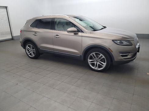 Used 2019 Lincoln MKC Reserve image 11