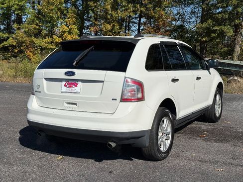 Used 2010 Ford Edge SE image 9