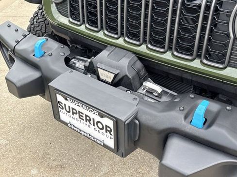 Used 2024 Jeep Wrangler Unlimited Rubicon 4xe AWD/4WD image 14
