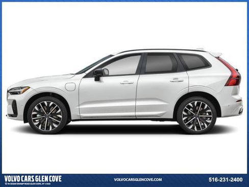 New 2026 Volvo XC60 T8 Ultra w/ Protection Package Premier AWD/4WD image 3