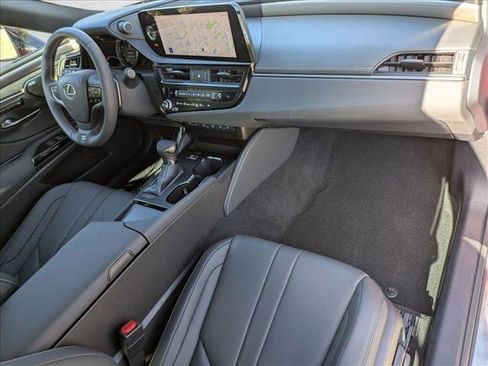 Used 2025 Lexus ES 350 F Sport image 23