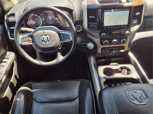 Used 2022 RAM 1500 Laramie AWD/4WD image 6