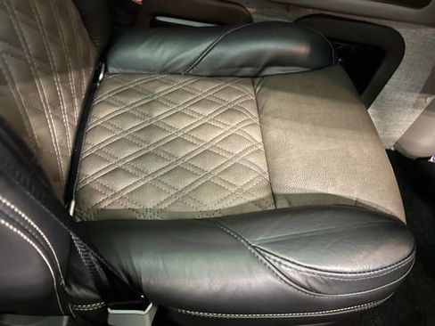 Used 2025 GMC Savana 2500 w/ Driver Convenience Package image 29