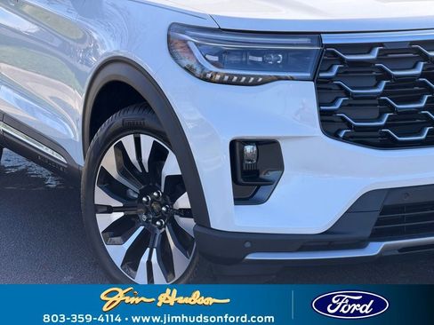New 2026 Ford Explorer Platinum w/ LUX Leather Package image 8