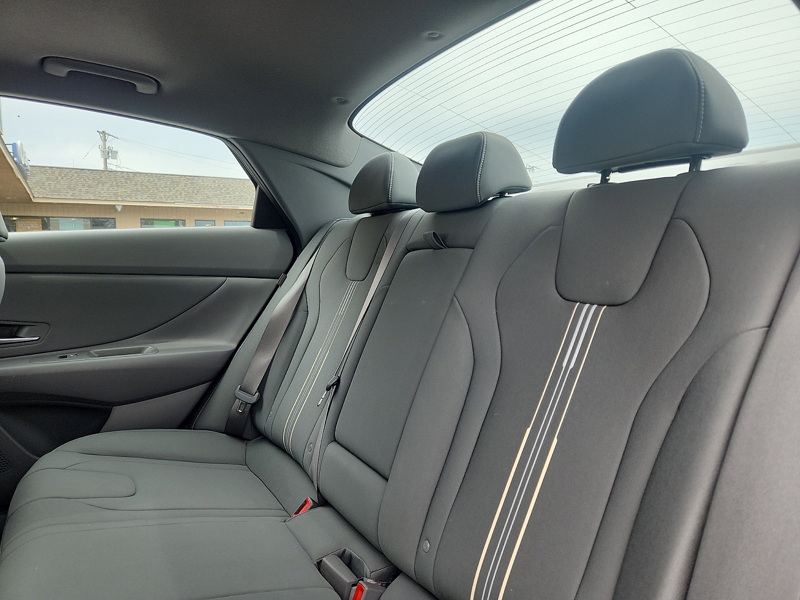 Used 2024 Hyundai Elantra SEL w/ Convenience Package FWD image 25
