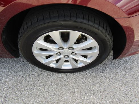 Used 2014 Buick LaCrosse FWD image 12