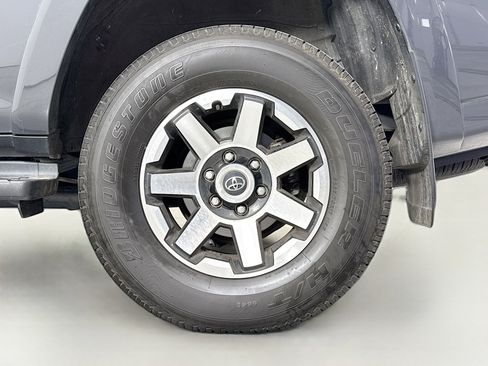 Certified 2024 Toyota 4Runner TRD Off-Road Premium AWD/4WD image 31