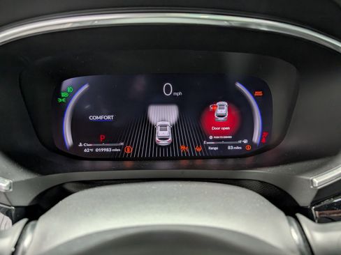 Used 2023 Acura MDX A-Spec image 17