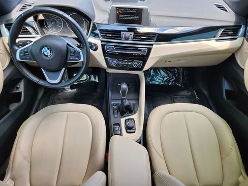 Used 2017 BMW X1 xDrive28i AWD/4WD image 16