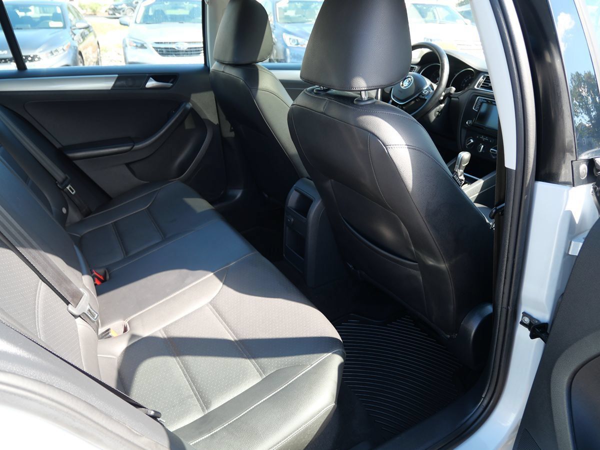 Used 2018 Volkswagen Jetta SE FWD image 26