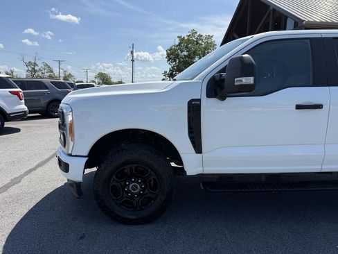 Used 2024 Ford F250 XL w/ STX Appearance Package AWD/4WD image 31