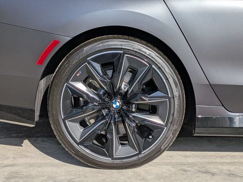 New 2026 BMW 740i RWD image 28