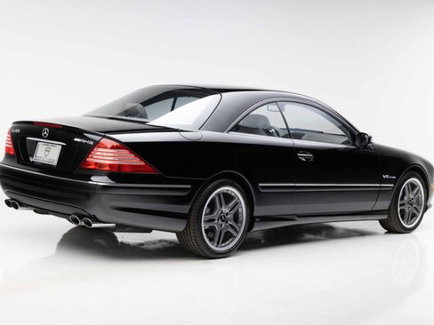 Used 2005 Mercedes-Benz CL 65 AMG image 11