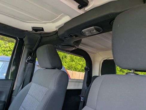 Used 2011 Jeep Wrangler Sahara image 18