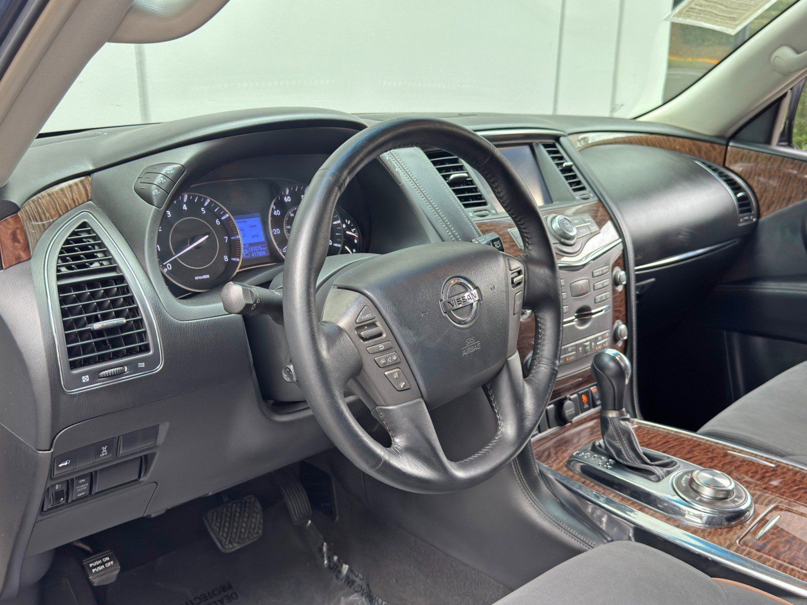 Used 2017 Nissan Armada SV w/ Driver Package AWD/4WD image 12