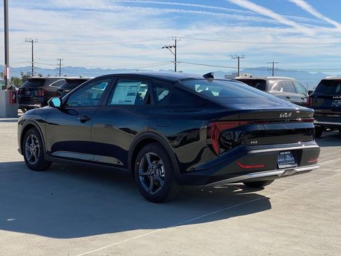 New 2026 Kia K4 LXS image 6