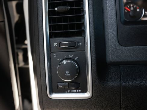 Used 2018 RAM 1500 Big Horn AWD/4WD image 48