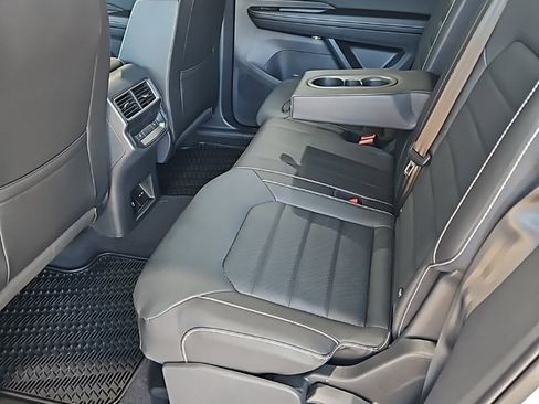 New 2026 Volkswagen Atlas Cross Sport SEL image 23