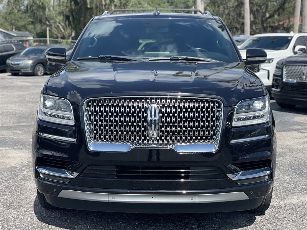 Used 2019 Lincoln Navigator L Select AWD/4WD image 16
