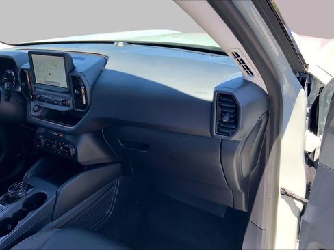 Used 2024 Ford Bronco Sport Outer Banks w/ Tech Package AWD/4WD image 18