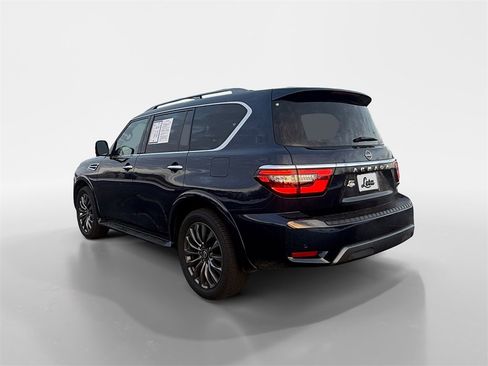 Used 2024 Nissan Armada Platinum w/ Captain's Chairs Package image 6