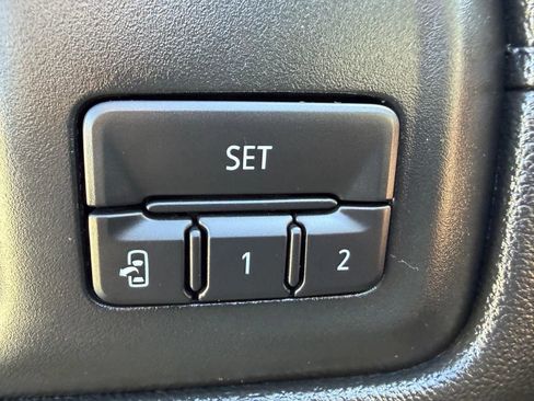 Used 2021 GMC Sierra 1500 Denali w/ Denali Ultimate Package image 25