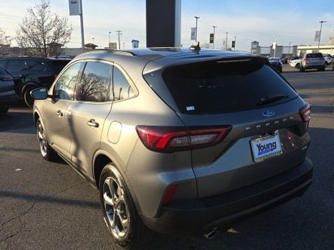 Used 2025 Ford Escape ST-Line image 3