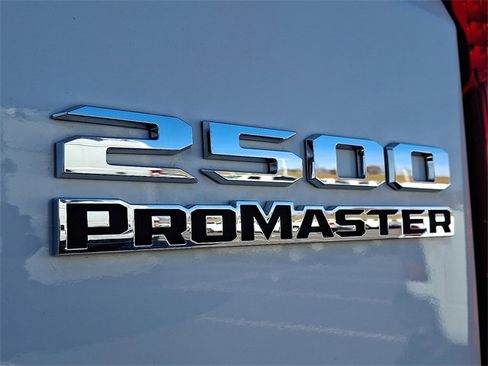Used 2025 RAM ProMaster 2500 w/ Convenience Group image 30