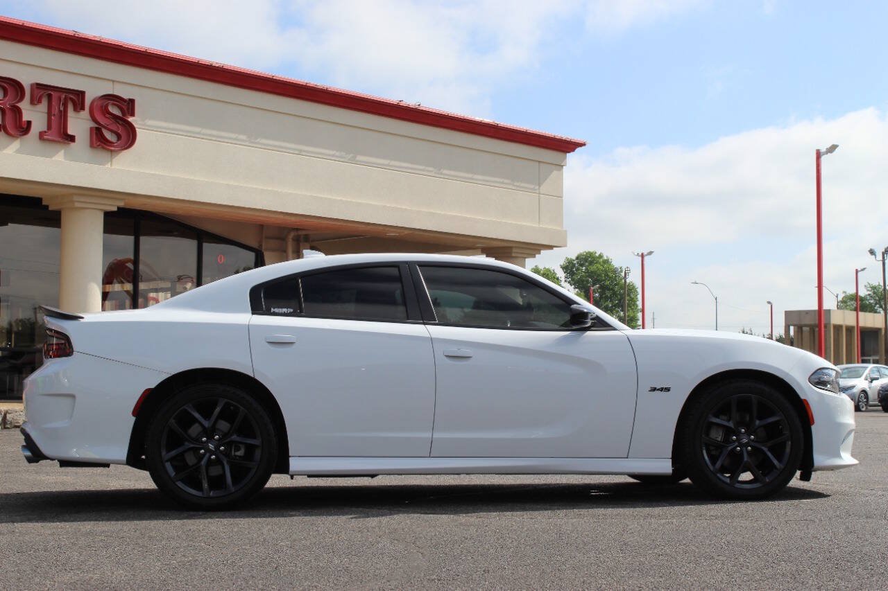 Used 2023 Dodge Charger R/T w/ Blacktop Package RWD image 3
