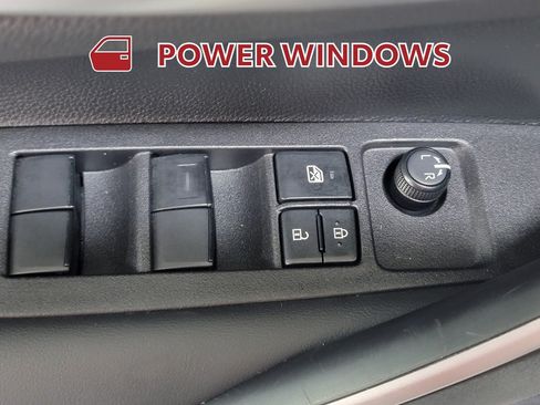 Certified 2025 Toyota Corolla SE w/ SE Premium Package FWD image 26
