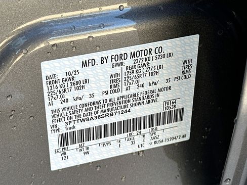 New 2025 Ford Maverick XL image 19