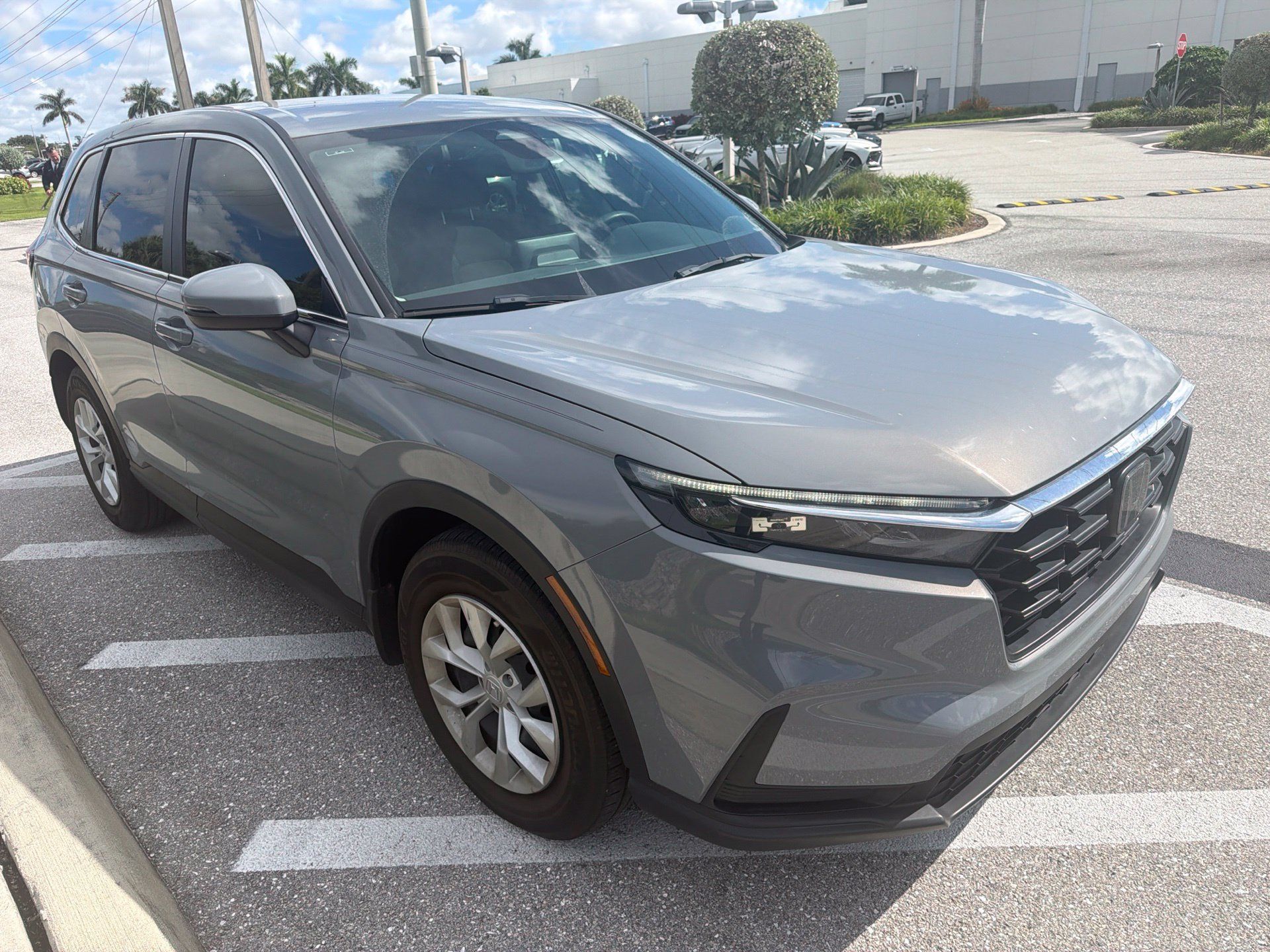 Used 2024 Honda CR-V LX image 8