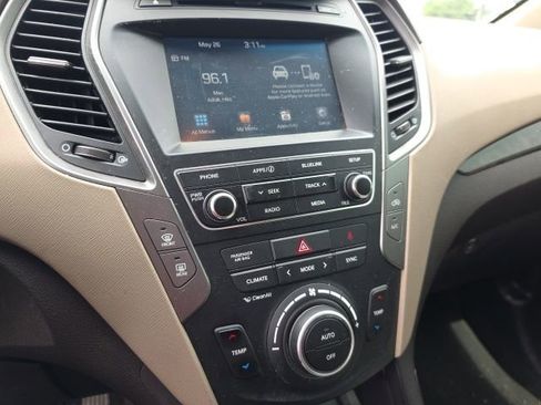 Used 2017 Hyundai Santa Fe Sport AWD/4WD image 5