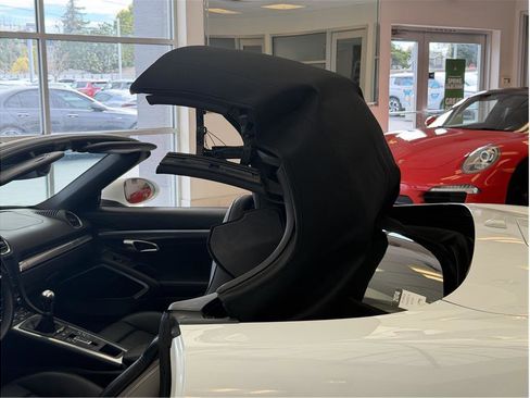 Used 2019 Porsche 718 Boxster image 28