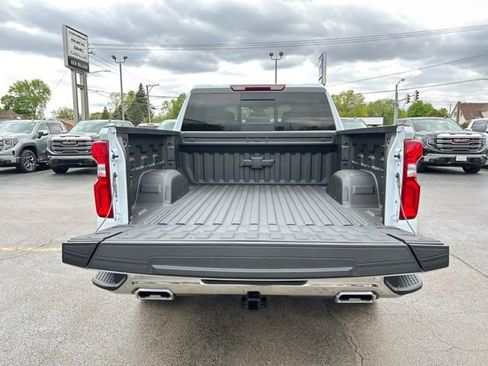 New 2026 Chevrolet Silverado 1500 LTZ w/ LTZ Premium Package AWD/4WD image 10